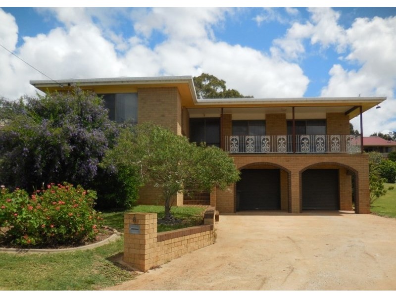 8 Vernor Place, Kingaroy QLD 4610