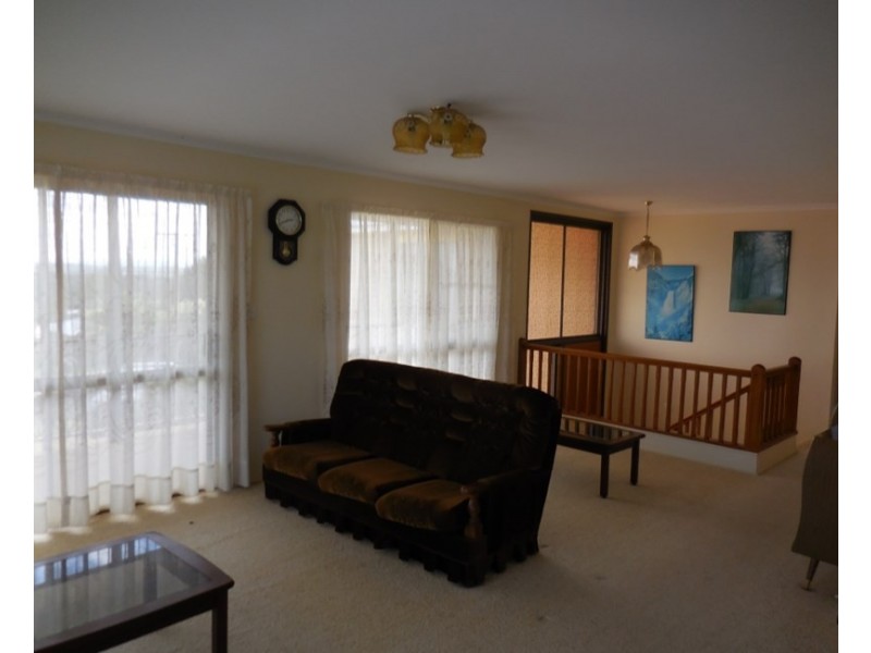 8 Vernor Place, Kingaroy QLD 4610