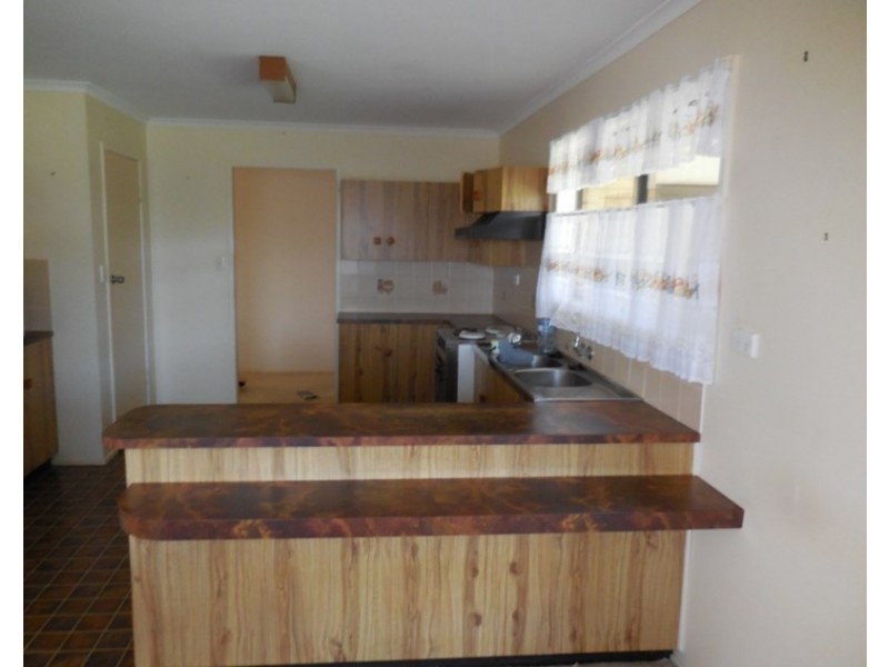 8 Vernor Place, Kingaroy QLD 4610