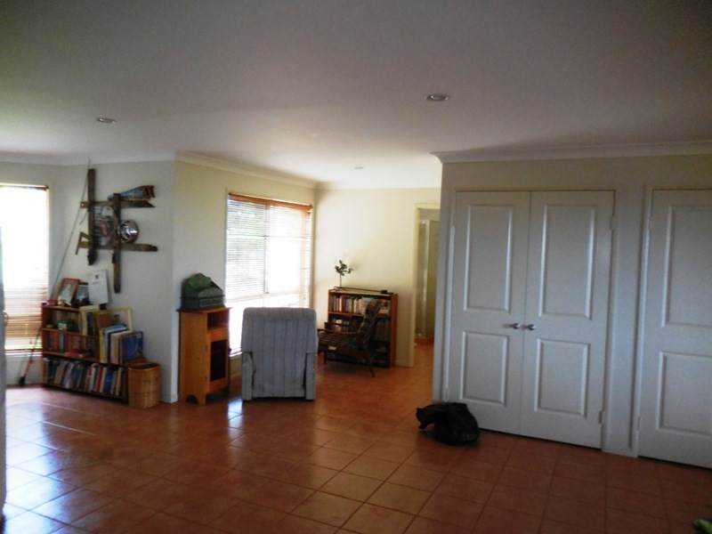 50 Malar, Kingaroy QLD 4610