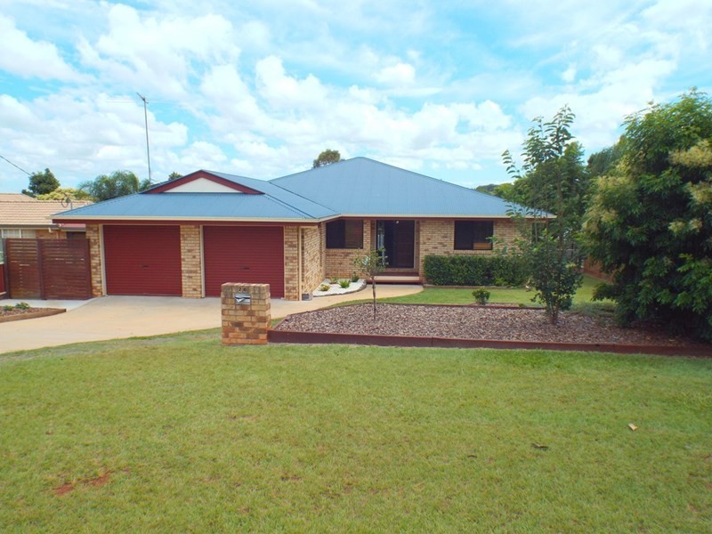 26 Murray Parade, Kingaroy QLD 4610