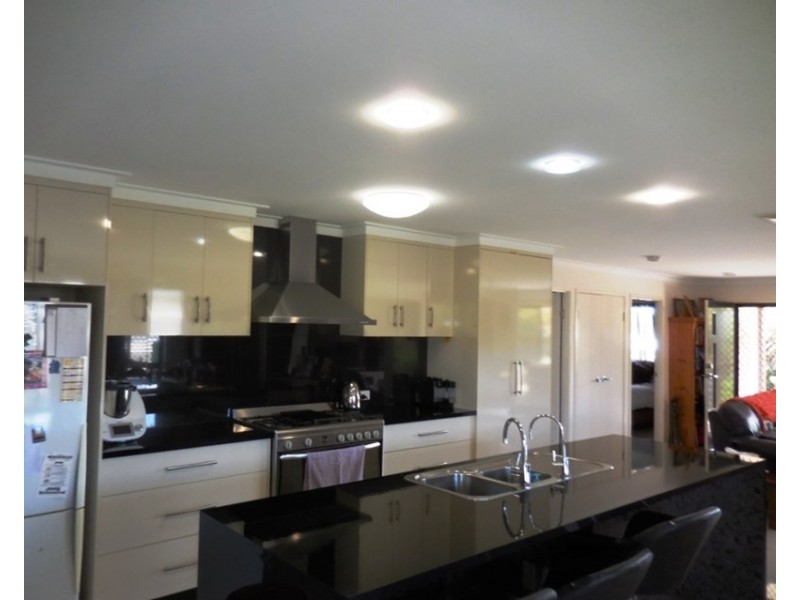 7 JACARANDA Avenue, Kingaroy QLD 4610