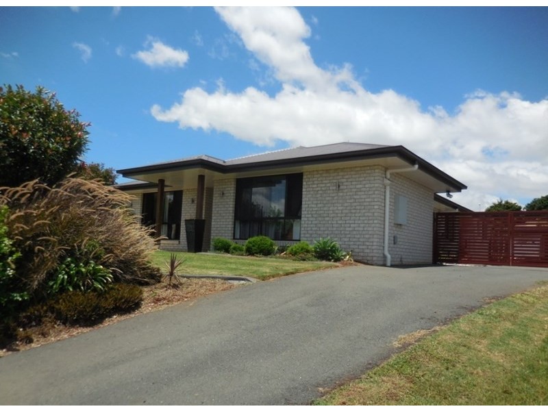 7 JACARANDA Avenue, Kingaroy QLD 4610