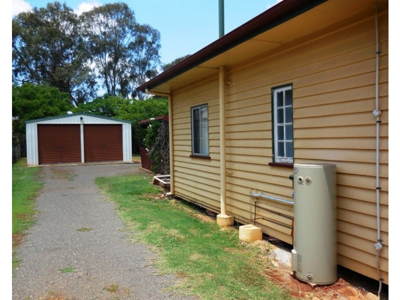14 Burnett, Kingaroy QLD 4610
