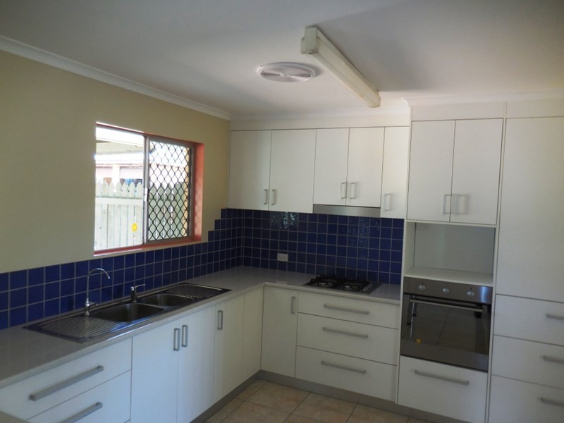 4 Daphne, Kingaroy QLD 4610