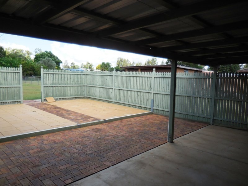 4 Daphne, Kingaroy QLD 4610