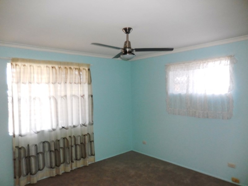 4 Daphne, Kingaroy QLD 4610