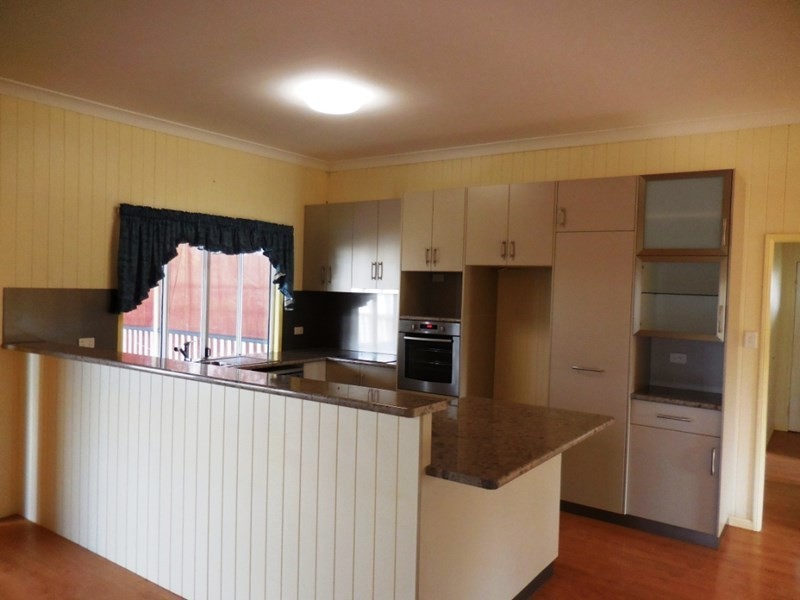 30 William Street, Kingaroy QLD 4610