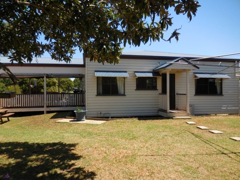 30 William Street, Kingaroy QLD 4610