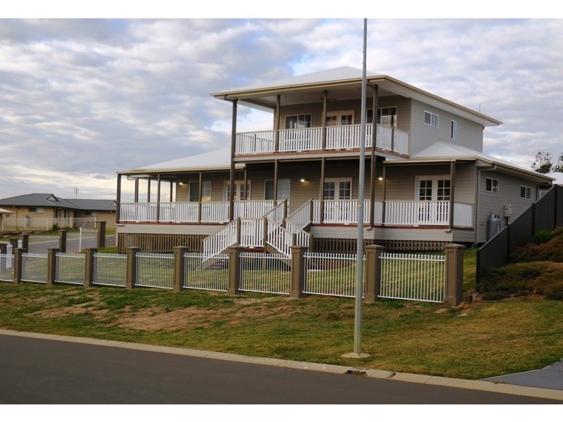 60 Banksia, Kingaroy QLD 4610