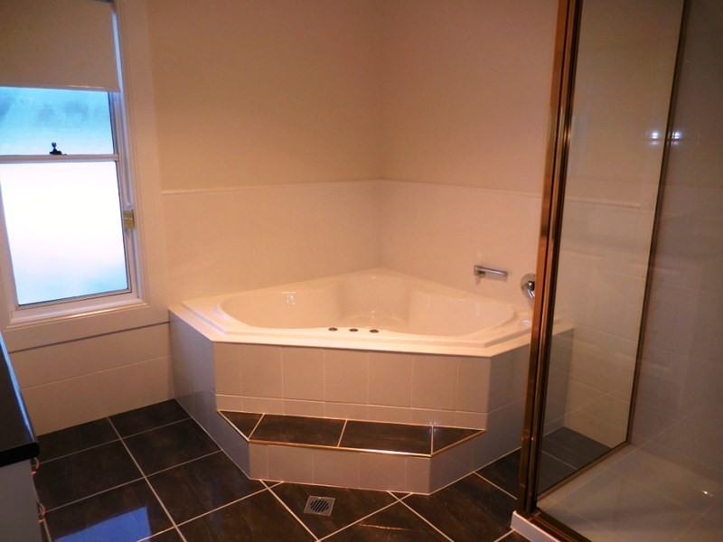 60 Banksia, Kingaroy QLD 4610