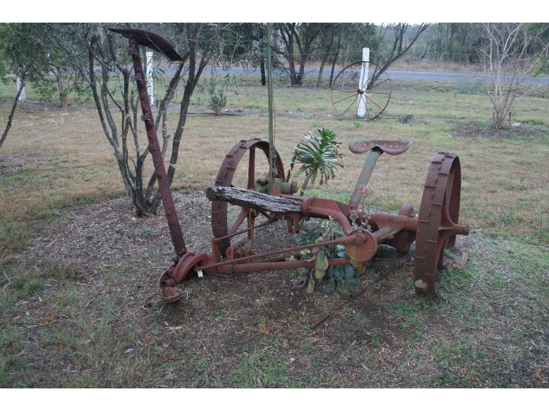 Ellesmere QLD 4610