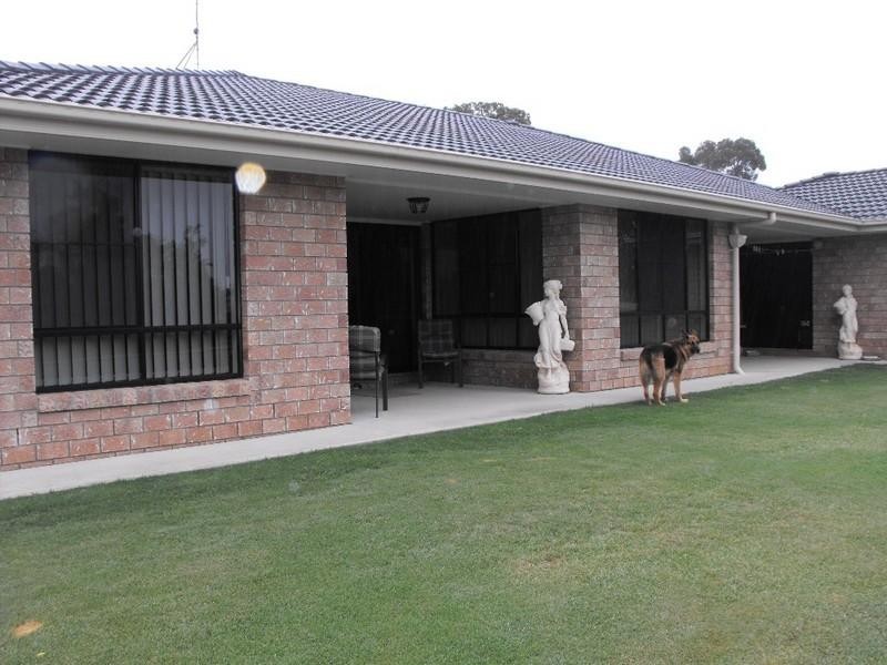 21 Anderson Road, Nanango QLD 4615