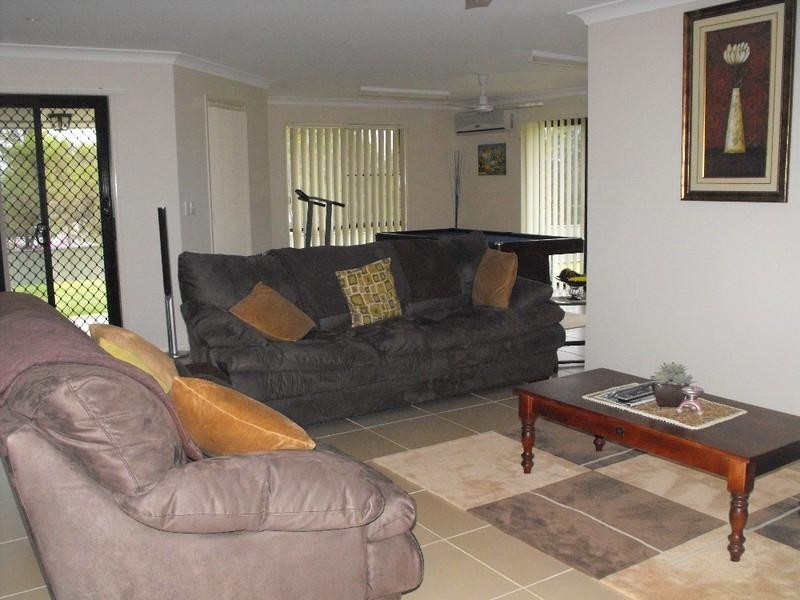 21 Anderson Road, Nanango QLD 4615