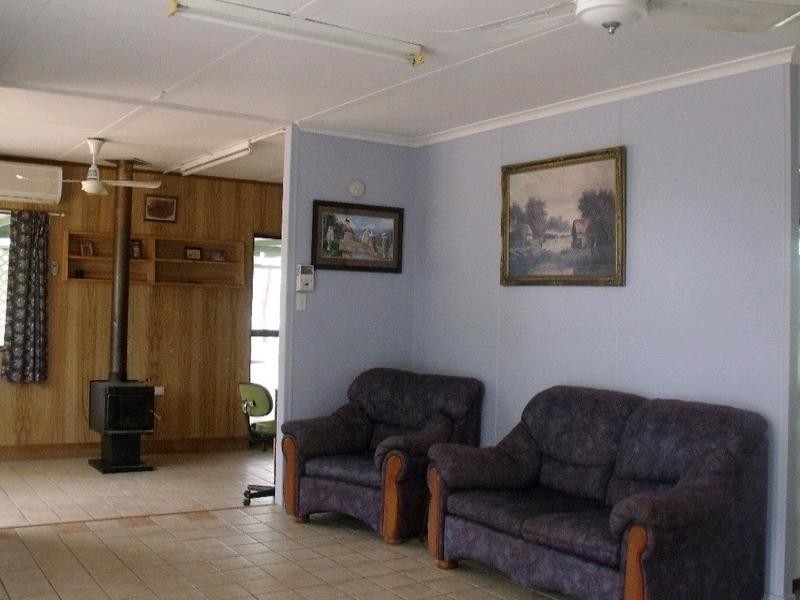 194 Nanango Brooklands Road, Nanango QLD 4615