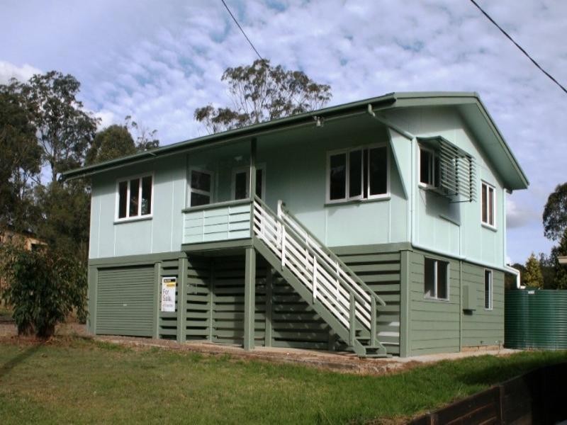 Blackbutt QLD 4306