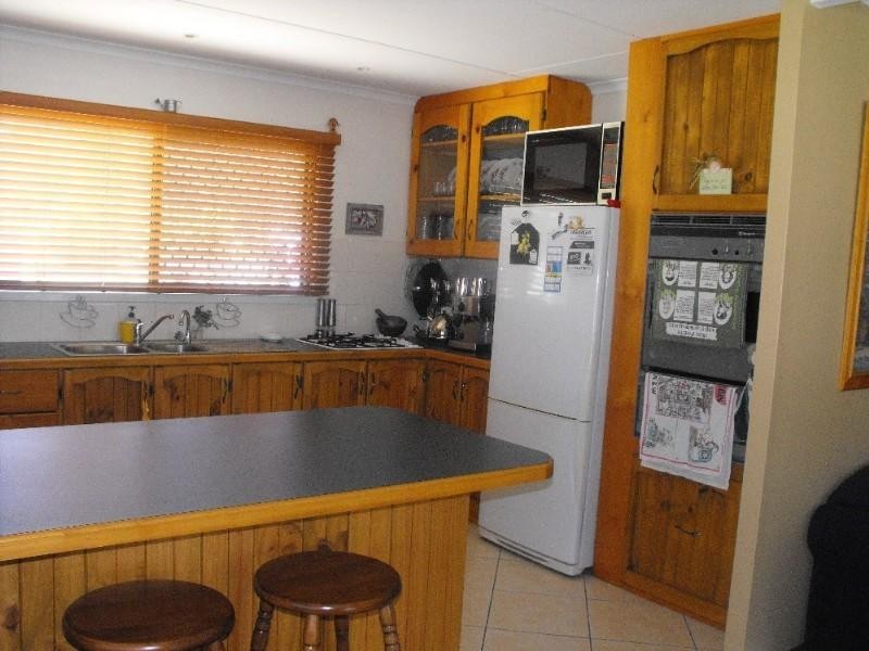 48 Gold Street, Nanango QLD 4615
