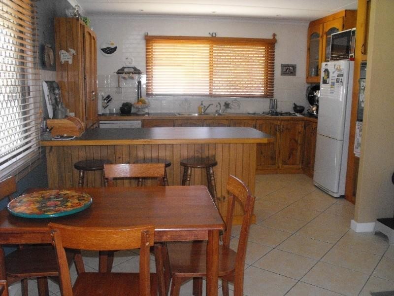 48 Gold Street, Nanango QLD 4615