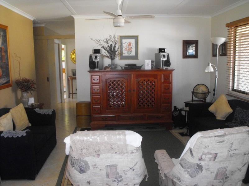 48 Gold Street, Nanango QLD 4615