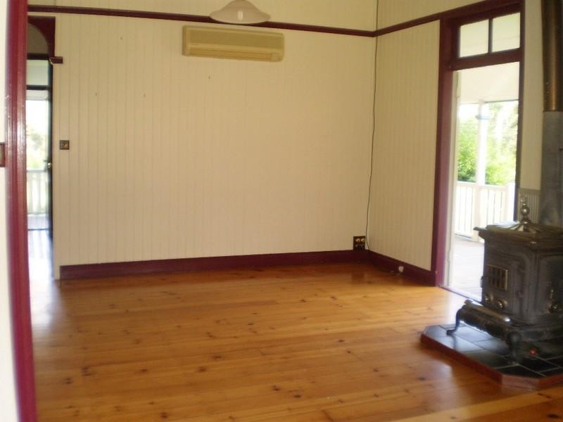 Blackbutt QLD 4306