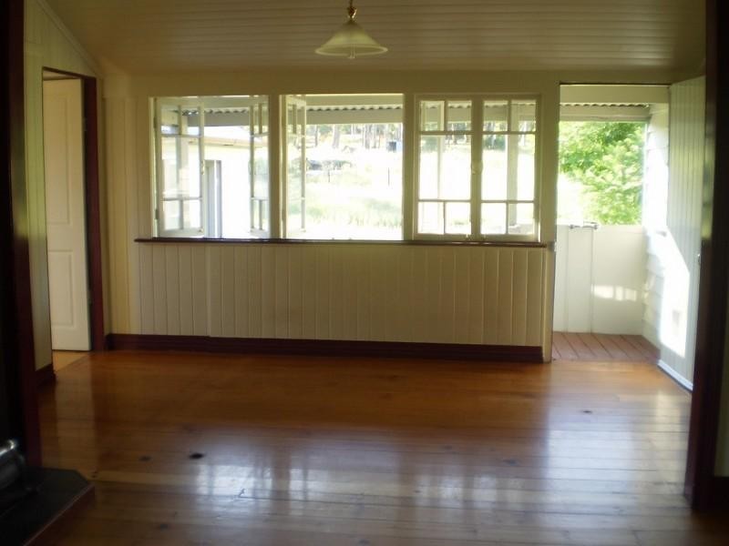 Blackbutt QLD 4306