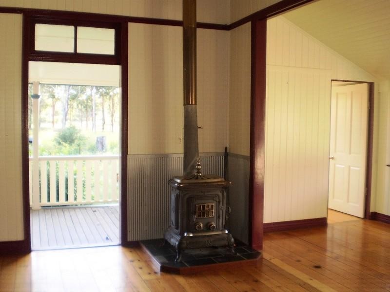 Blackbutt QLD 4306