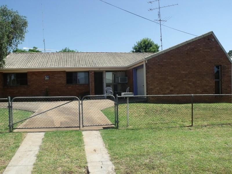 17 Browne Street, Yarraman QLD 4614