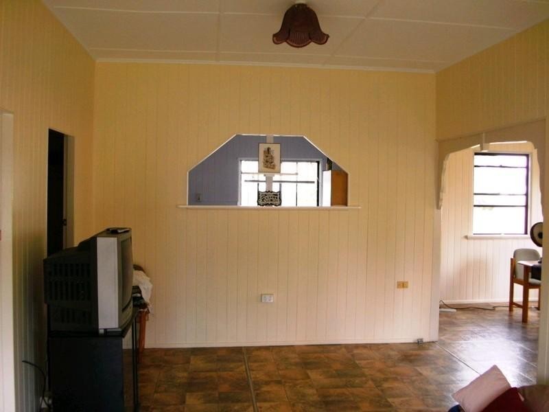 50 Gipps Street, Nanango QLD 4615