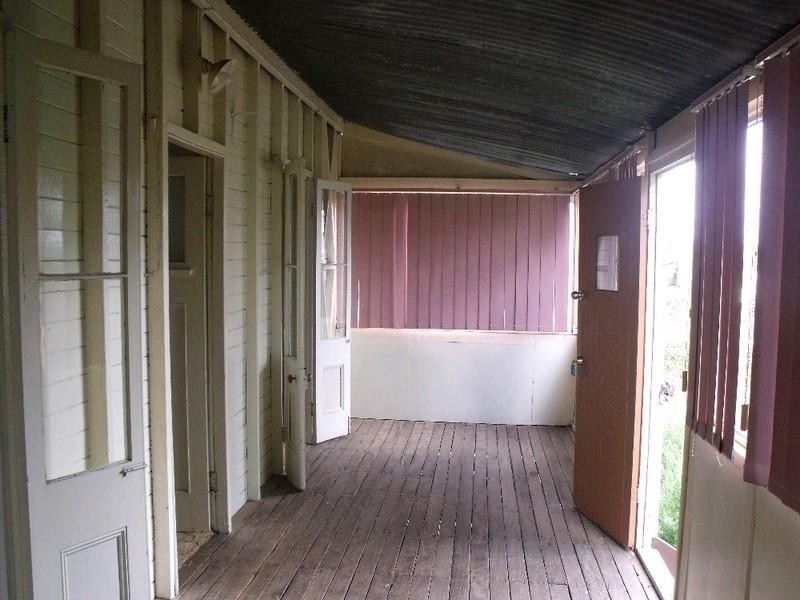 20 Gipps Street, Nanango QLD 4615