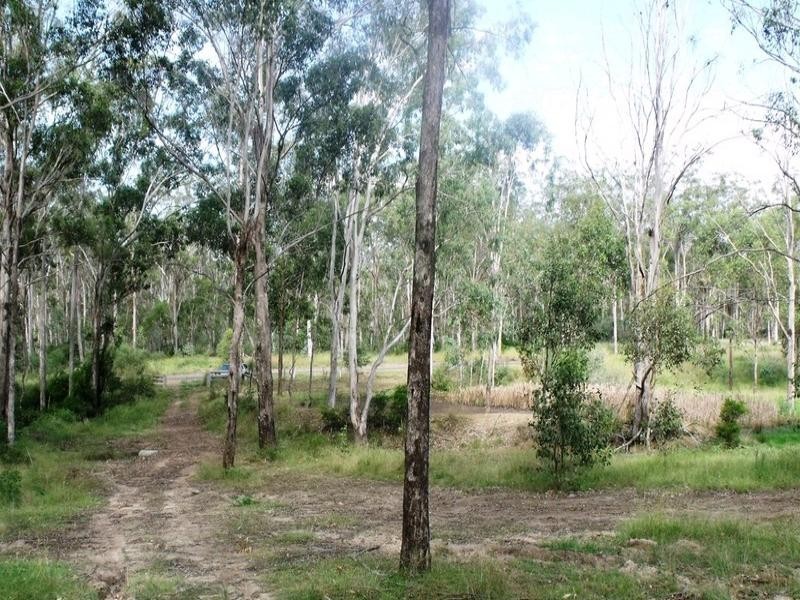 7 Locke Lane, Nanango QLD 4615