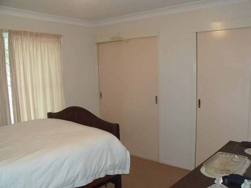 30 Bunker Avenue, Nanango QLD 4615