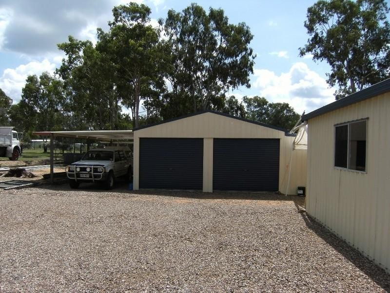 34 Iron Bark Place, Nanango QLD 4615