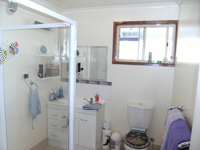 34 Iron Bark Place, Nanango QLD 4615