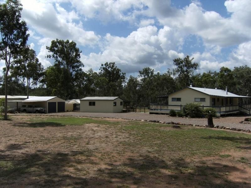 34 Iron Bark Place, Nanango QLD 4615