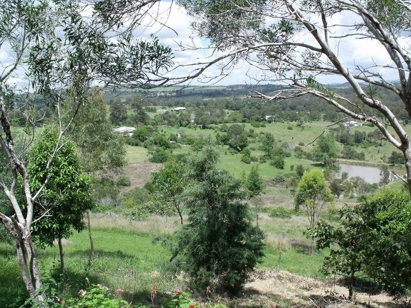 Blackbutt QLD 4306