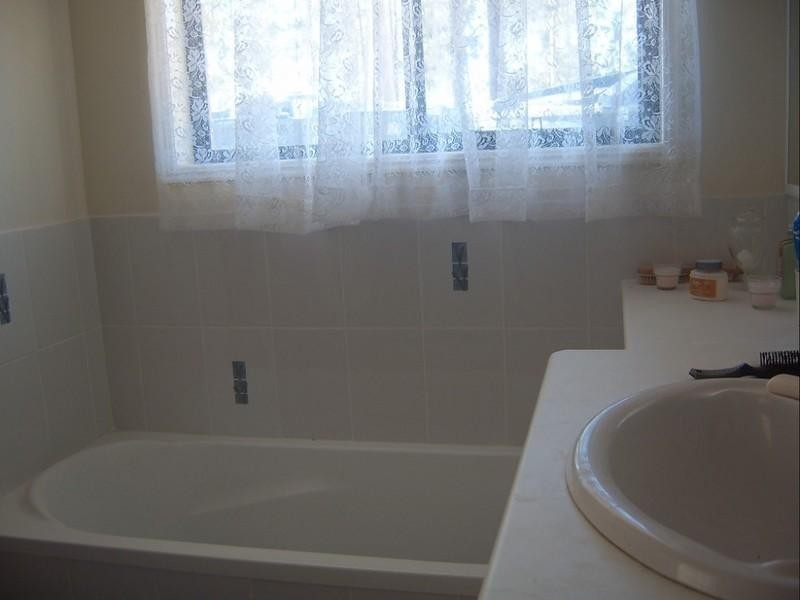 88 Grants Road, Benarkin QLD 4306