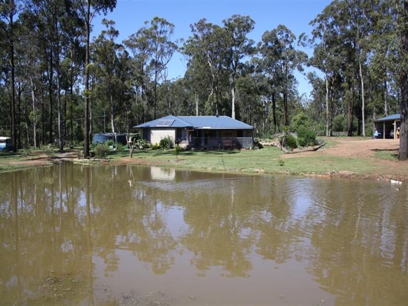 88 Grants Road, Benarkin QLD 4306