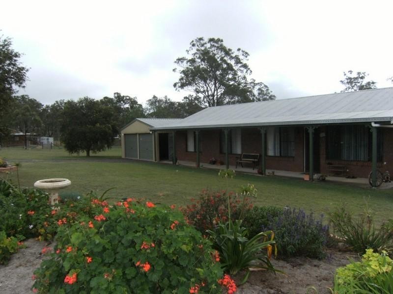 296 Carbeen Crescent, Nanango QLD 4615