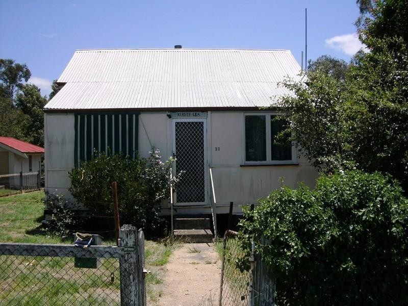 30 Appin Street, Nanango QLD 4615