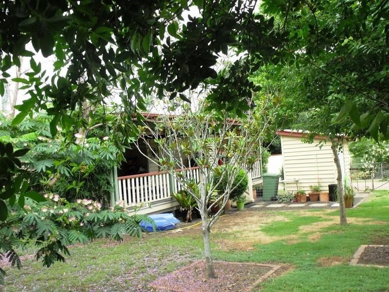 23 Elk Street, Nanango QLD 4615