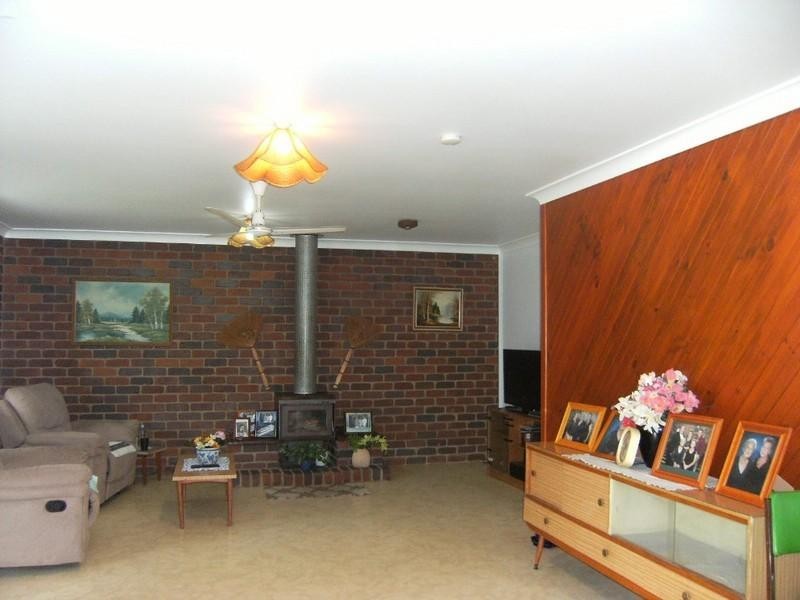 184 Carbeen Crescent, Nanango QLD 4615