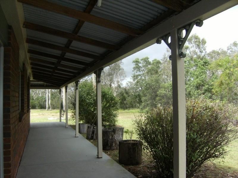 184 Carbeen Crescent, Nanango QLD 4615
