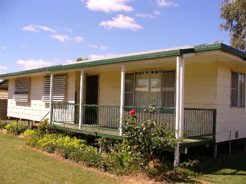 7 Millis Way, Nanango QLD 4615