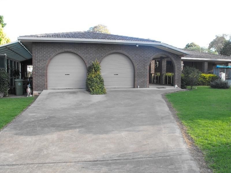 27 North Kerton Road, Nanango QLD 4615