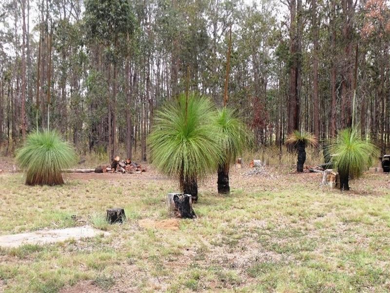 Blackbutt QLD 4306