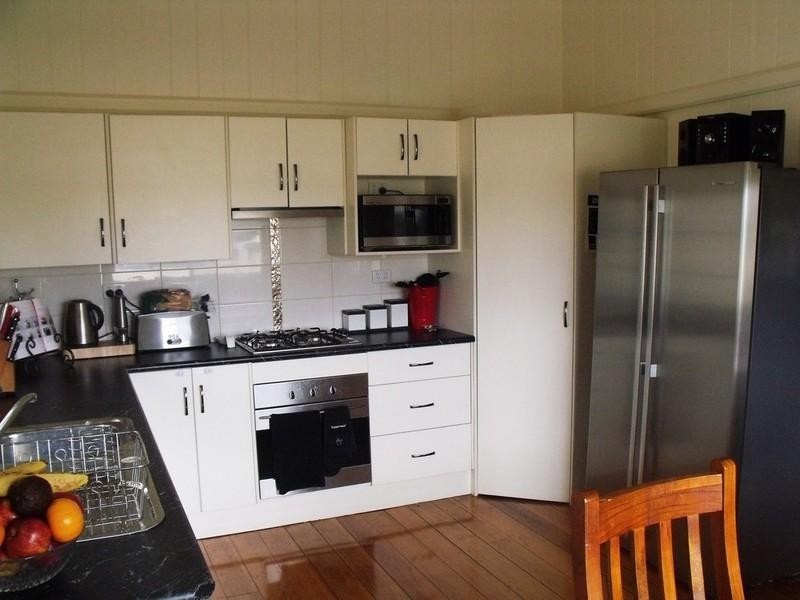 103 Drayton Street, Nanango QLD 4615