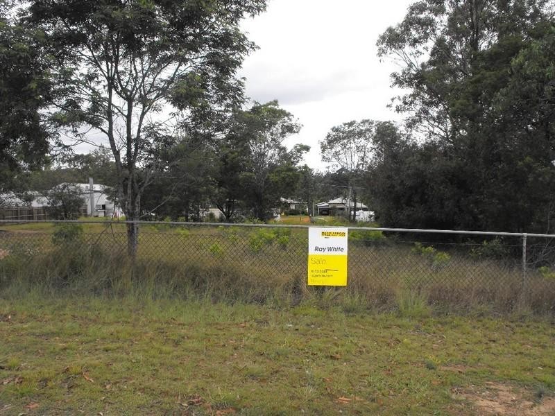 Blackbutt QLD 4306