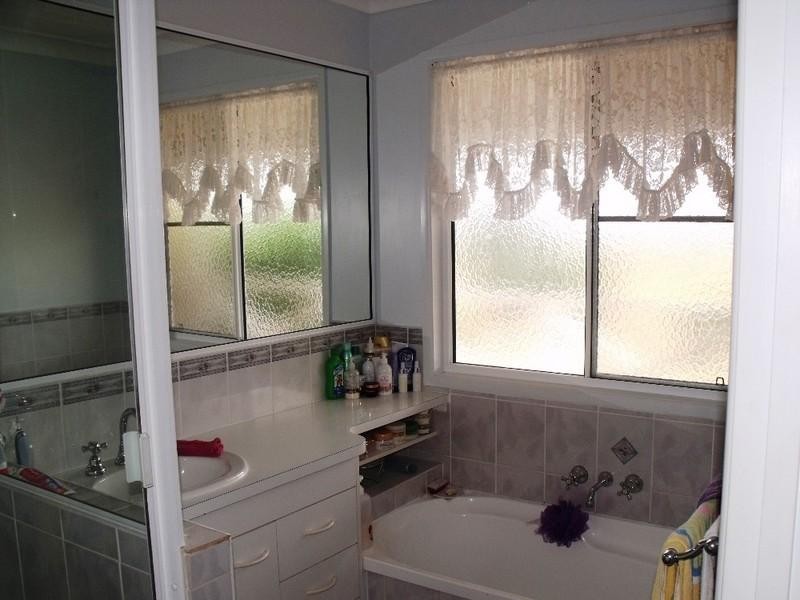 92 Snowys Knob Road, Nanango QLD 4615