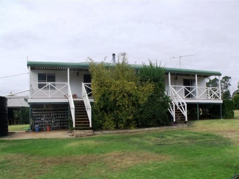 92 Snowys Knob Road, Nanango QLD 4615