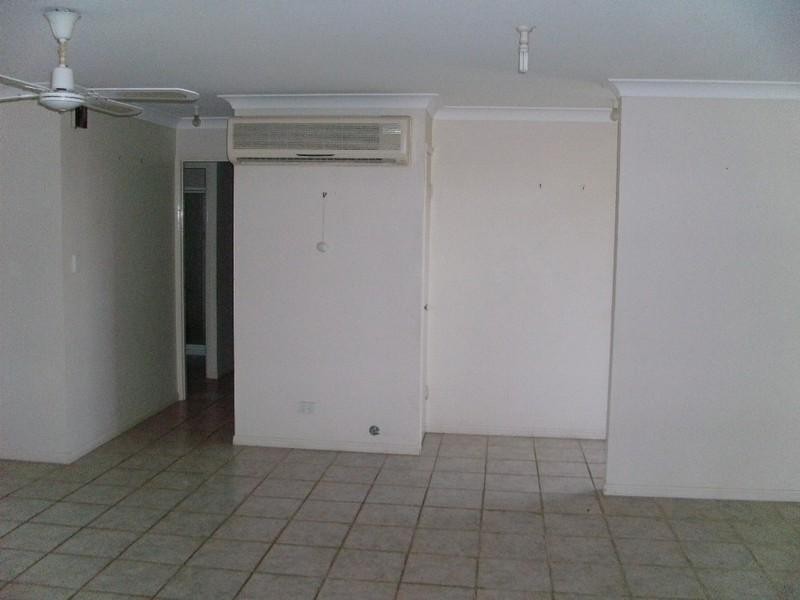 Ellesmere QLD 4610